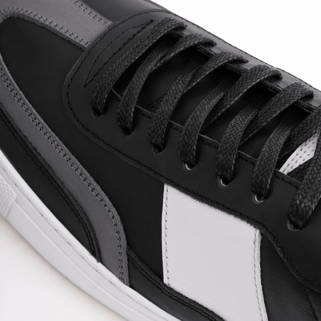 Gio Sneakers Black Leather